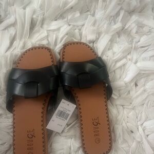 Rouge Helium Black Slide Sandals with Wide Strap